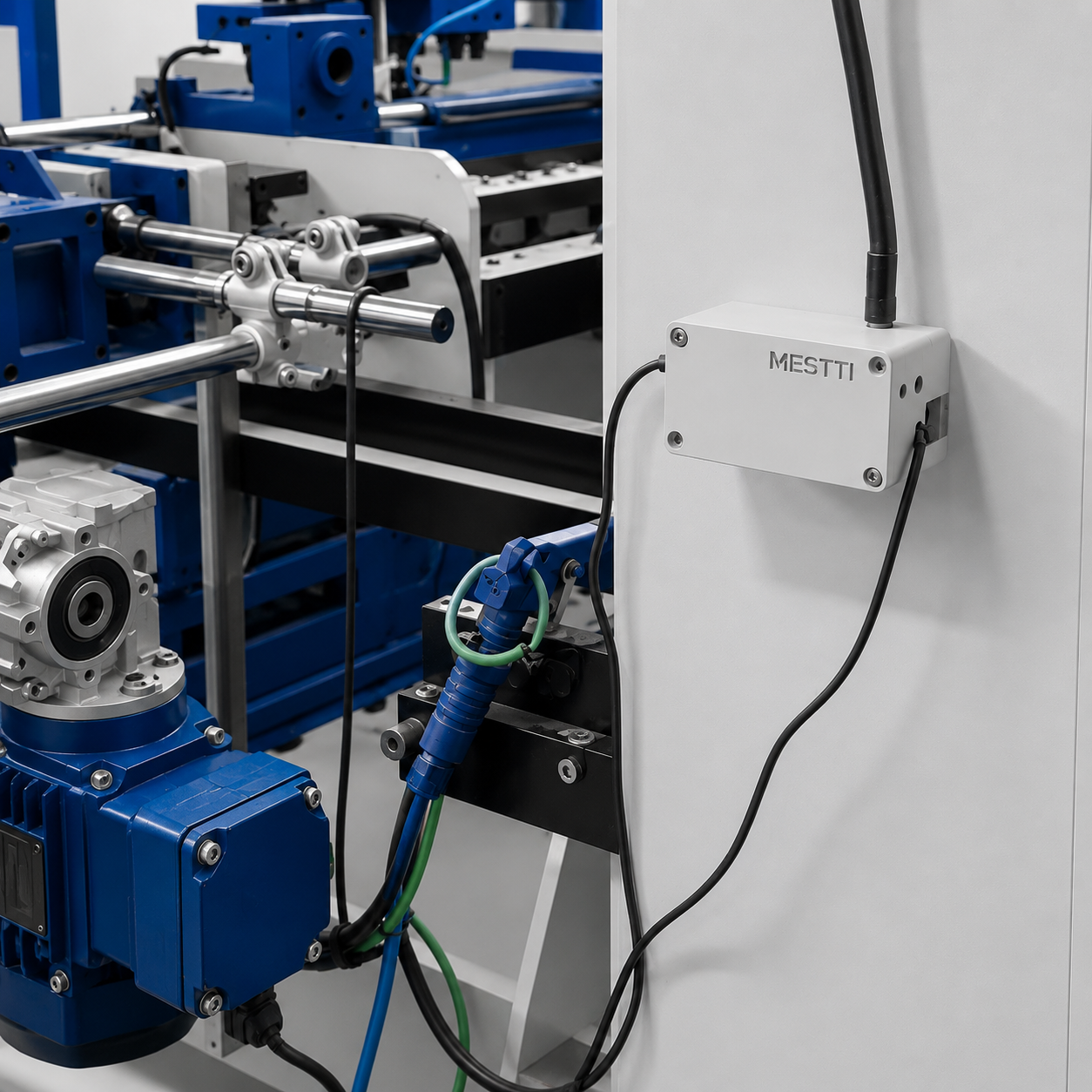 Sensor MESTTI instalado no chão de fábrica